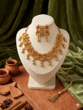 Aarohi Traditional Necklace Set