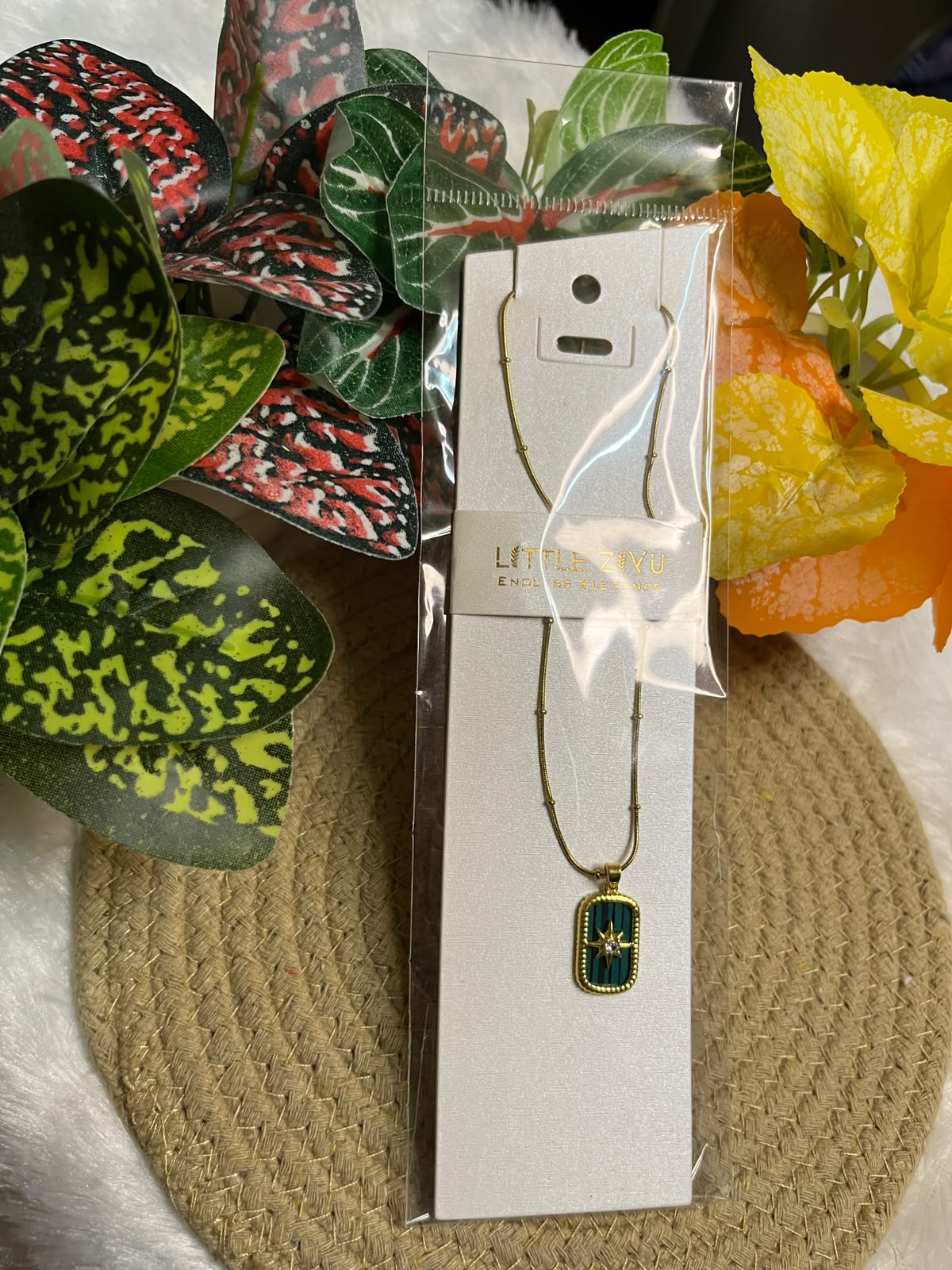 Green Rectangle stone minimal chain pendant set