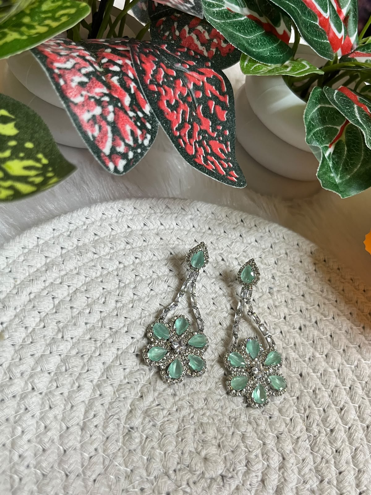 Elegant floral drop earrings
