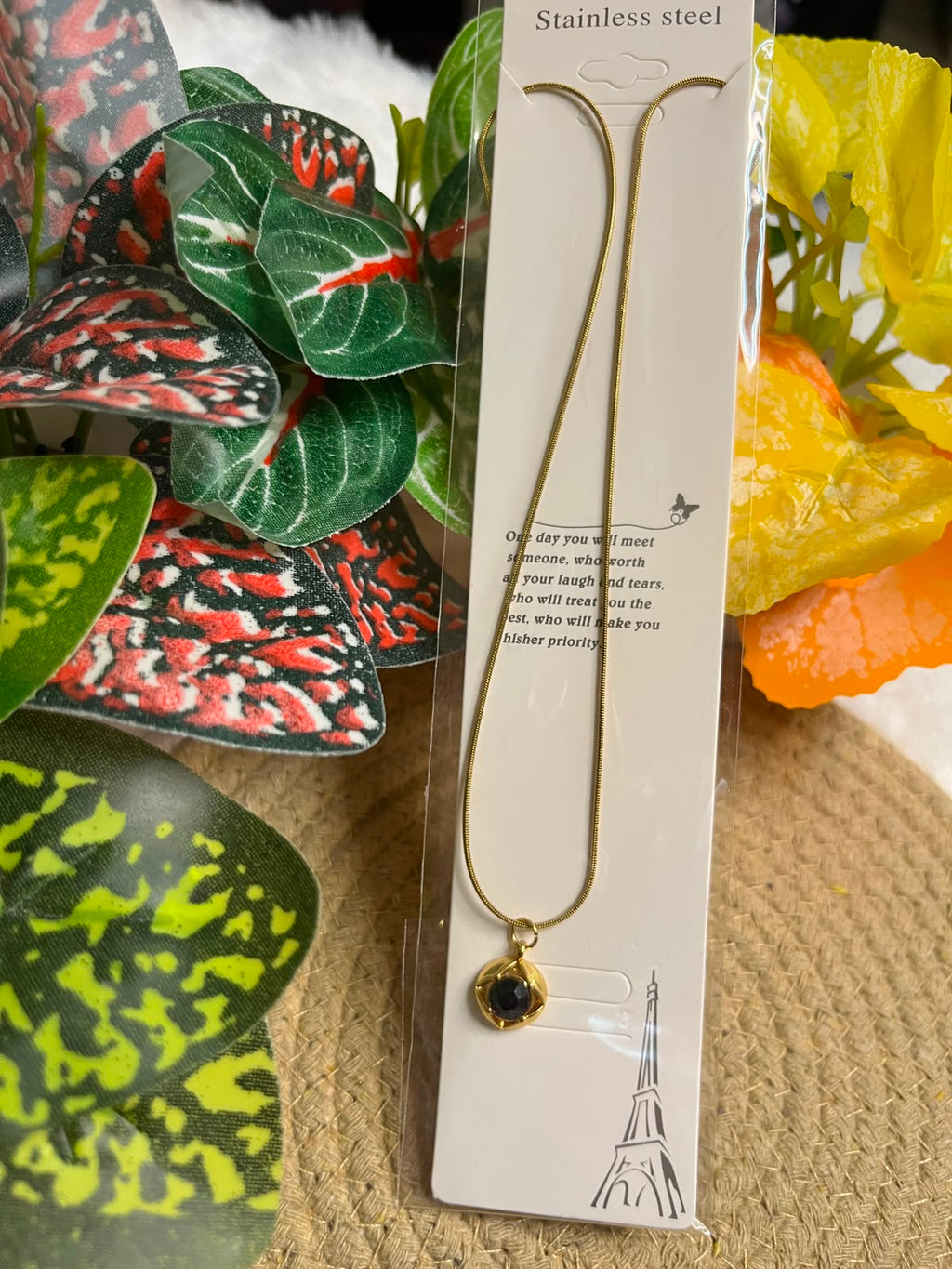 Black stone  minimal chain pendant set