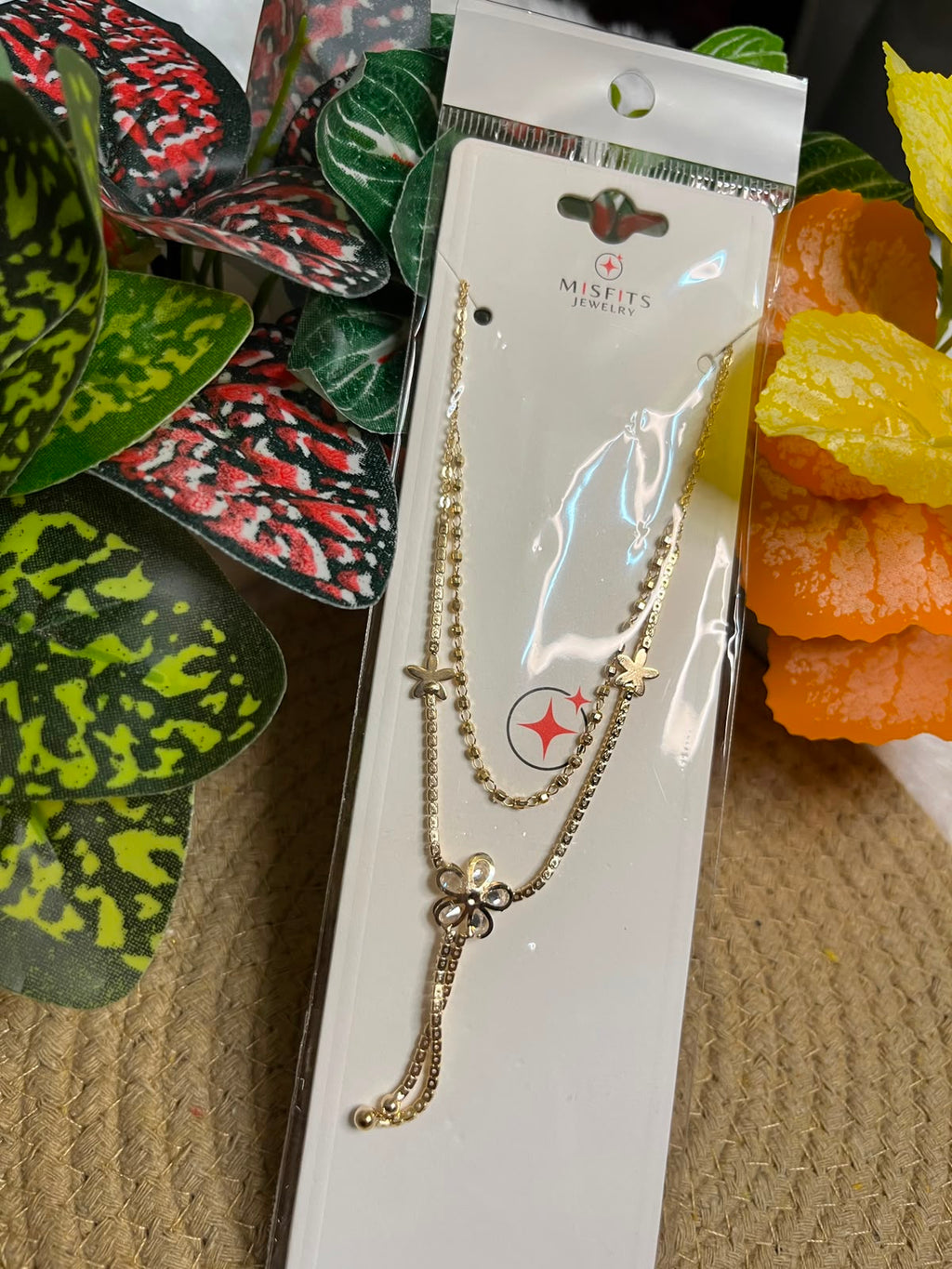 Double chain with flower minimal chain pendant set