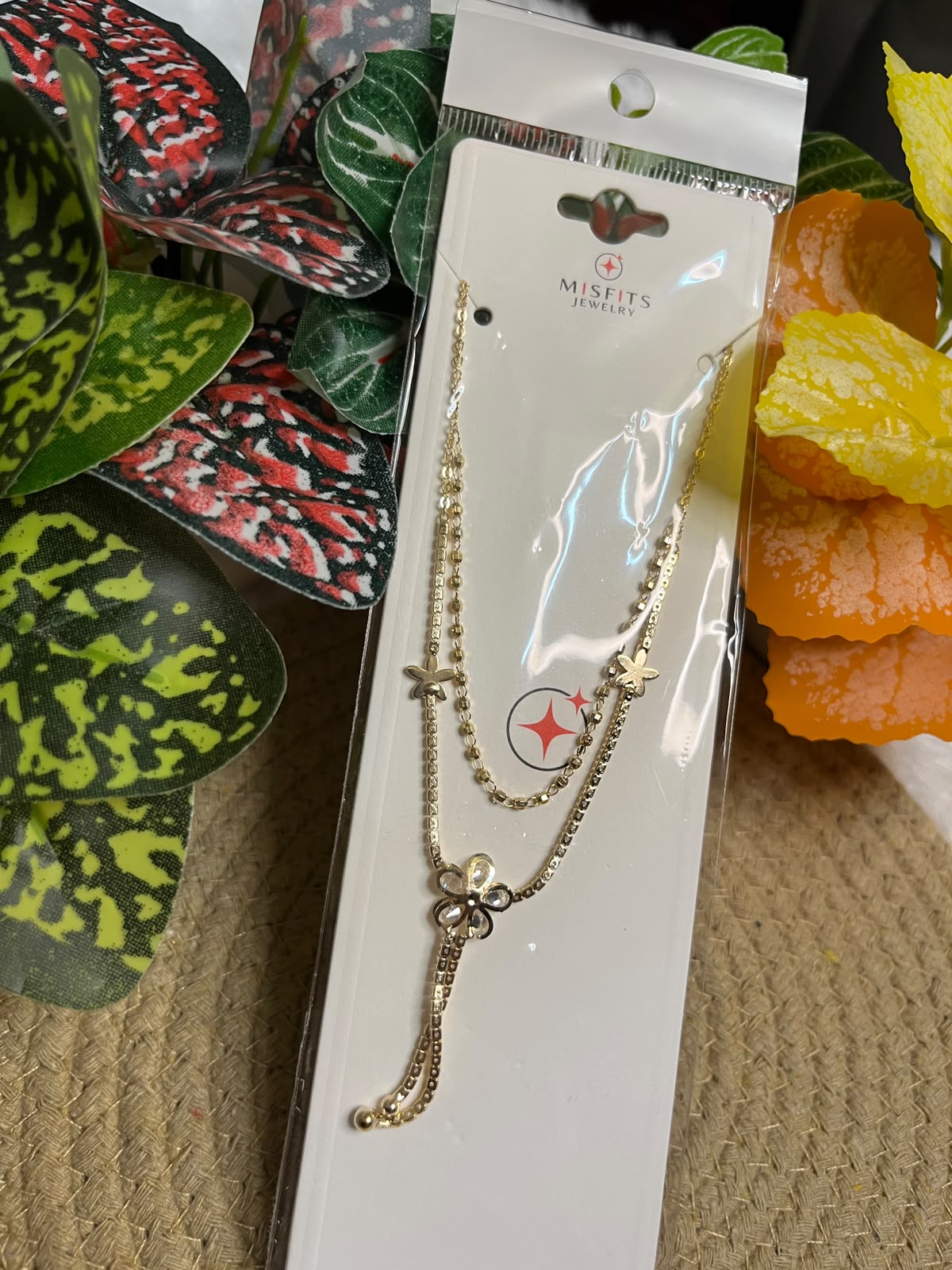 Double chain with flower minimal chain pendant set