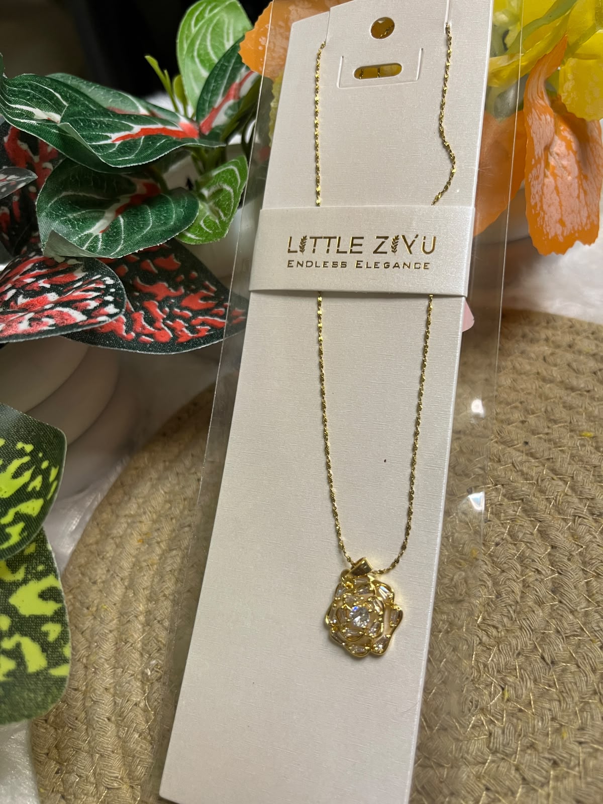 White diamond Rose korean minimal chain pendant set